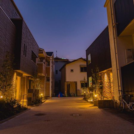 Grand Base Crane Lejlighedshotel Fukuoka  Eksteriør billede