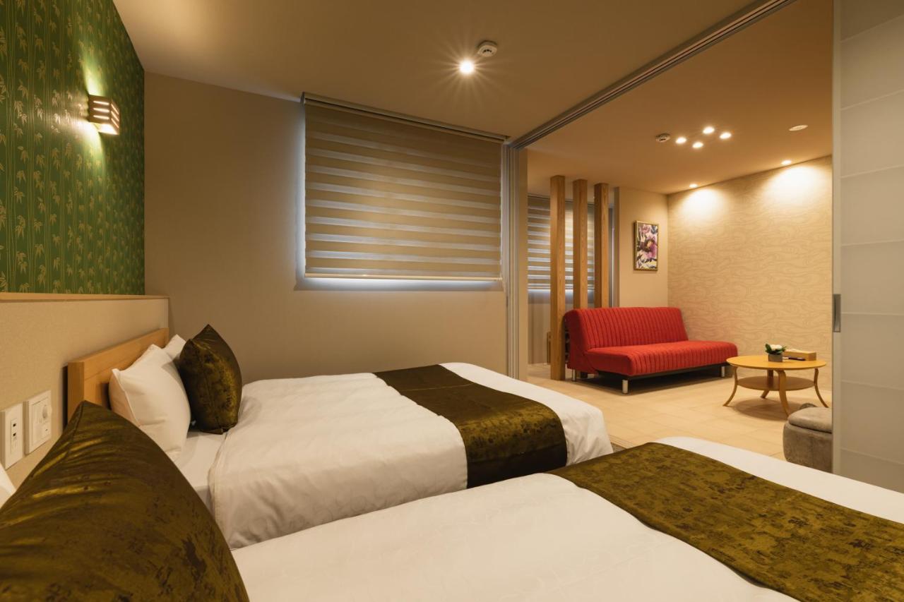 Grand Base Crane Lejlighedshotel Fukuoka  Eksteriør billede